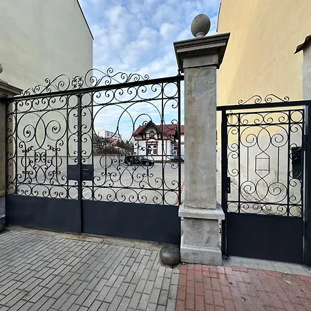 Appartement Frana 3 *